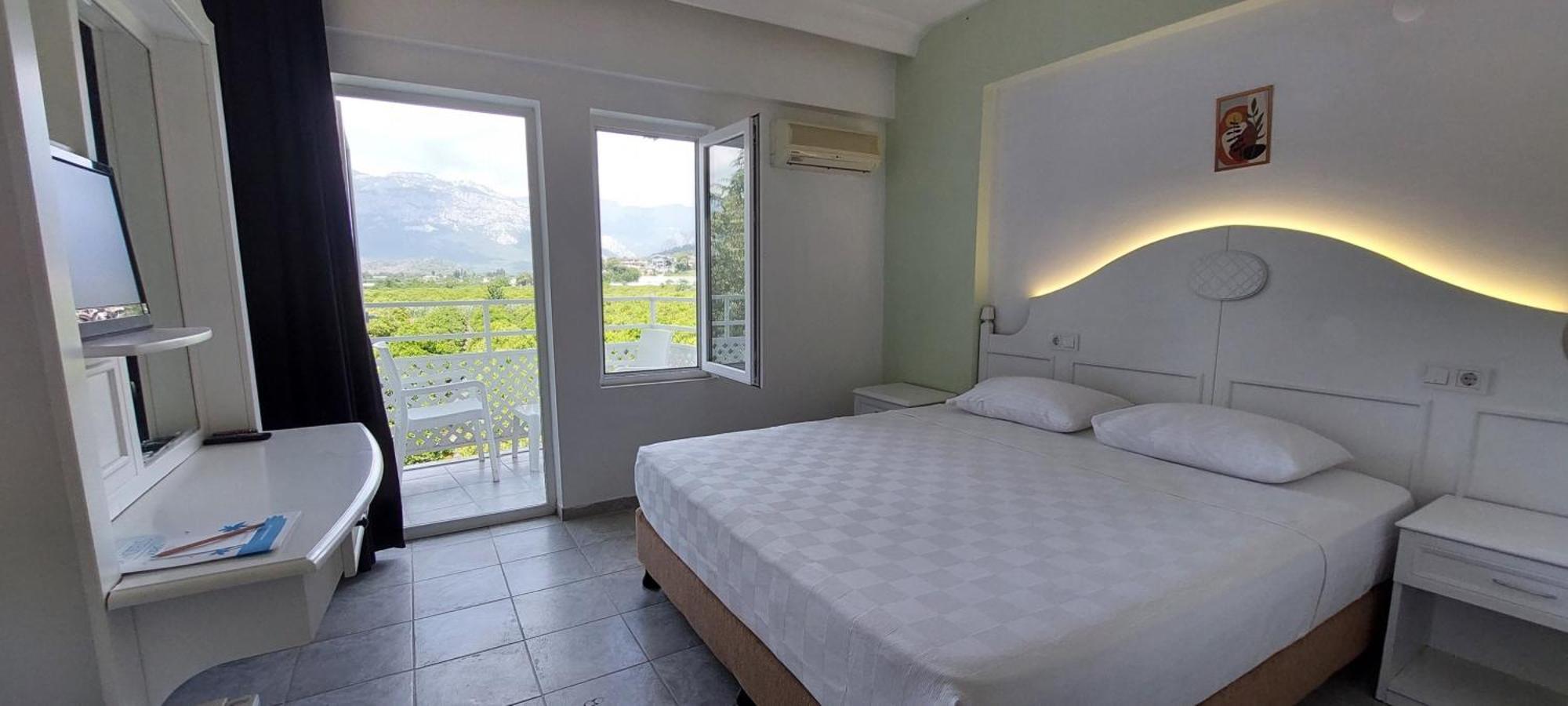 Uk Hotel Kiris Antalya Zewnętrze zdjęcie