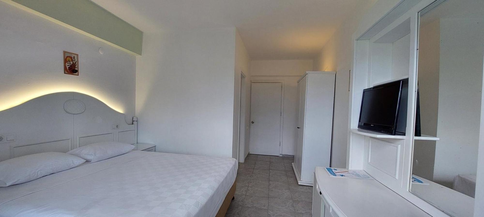 Uk Hotel Kiris Antalya Zewnętrze zdjęcie
